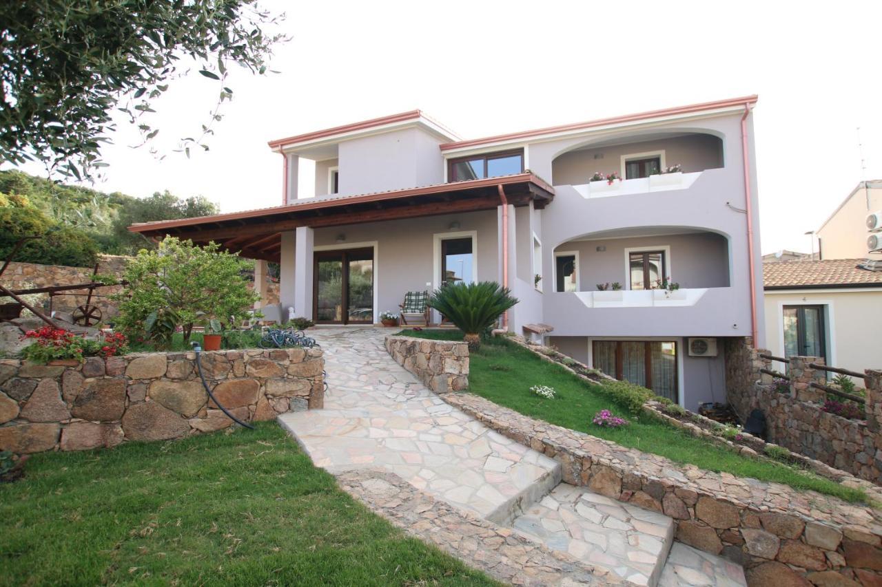 B&B Ajo' A Mulinu Teulada Exterior photo